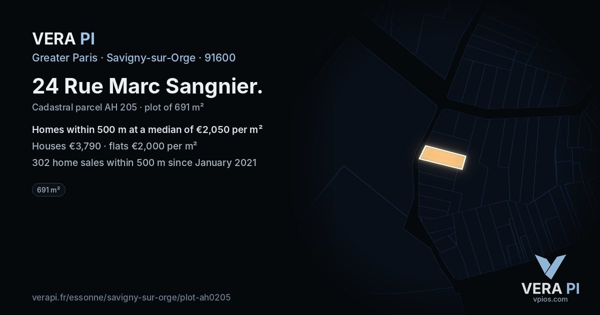 24 Rue Marc Sangnier, Savigny-sur-Orge at night – the plot lit, the parcels around coloured by the prices near them