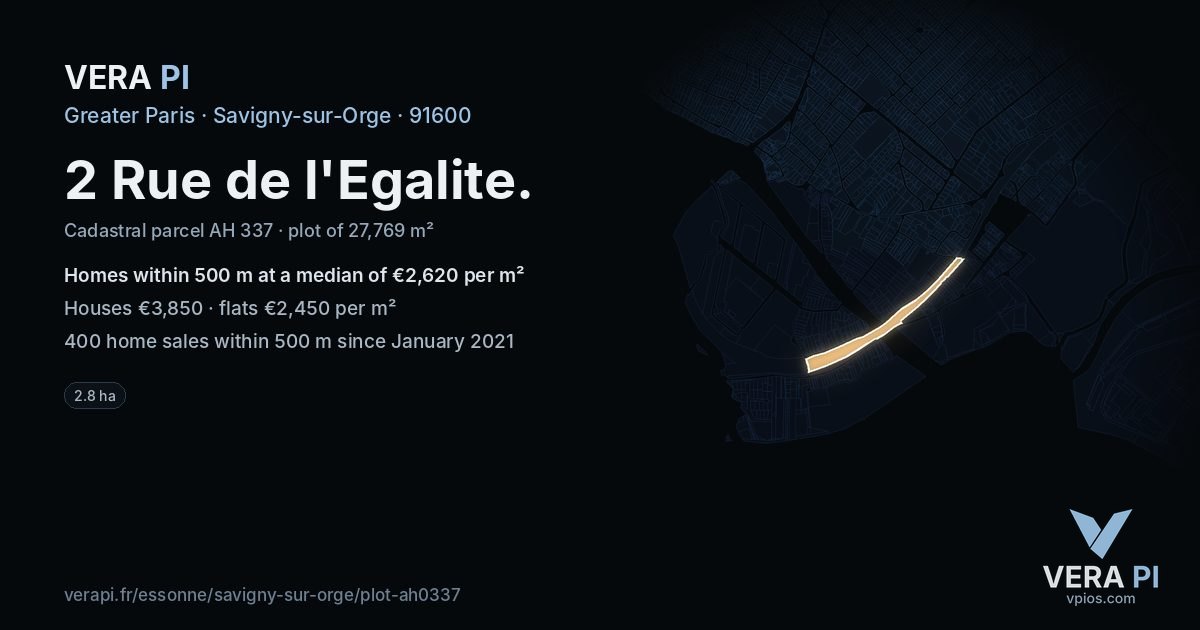 2 Rue de l'Egalite, Savigny-sur-Orge at night – the plot lit, the parcels around coloured by the prices near them