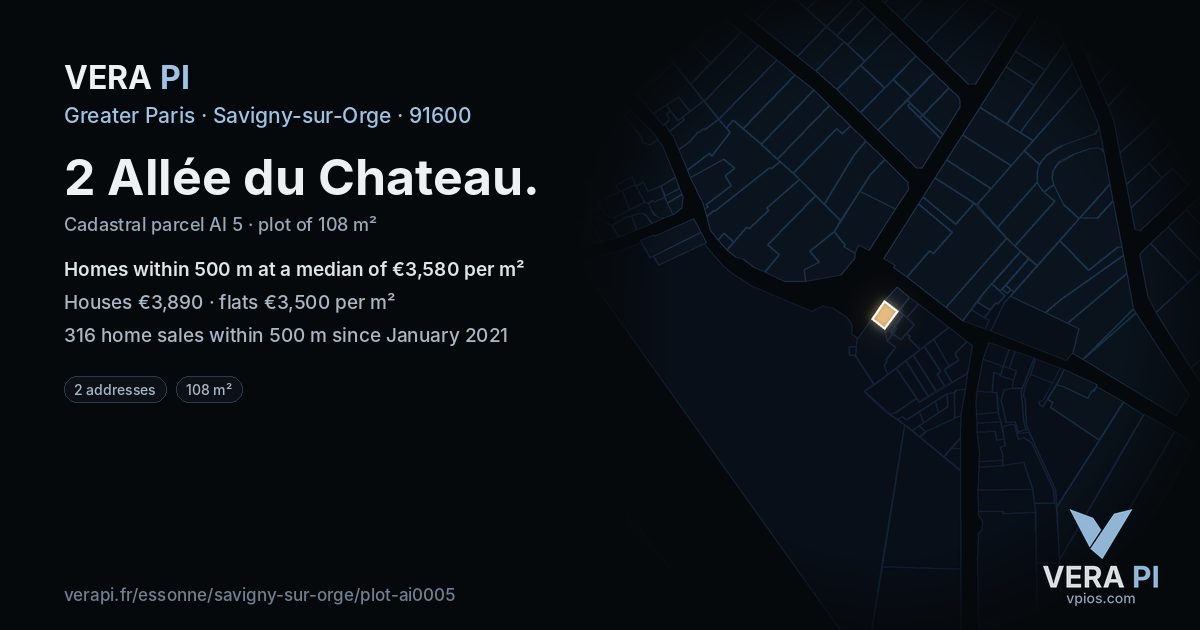 2 Allée du Chateau, Savigny-sur-Orge at night – the plot lit, the parcels around coloured by the prices near them