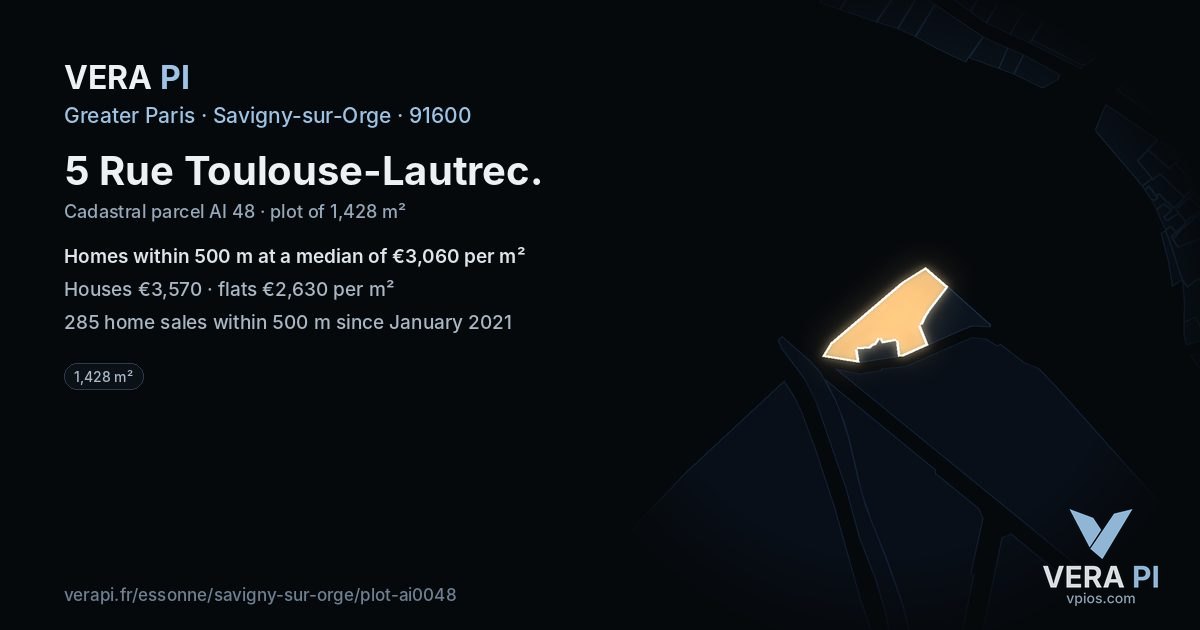 5 Rue Toulouse-Lautrec, Savigny-sur-Orge at night – the plot lit, the parcels around coloured by the prices near them