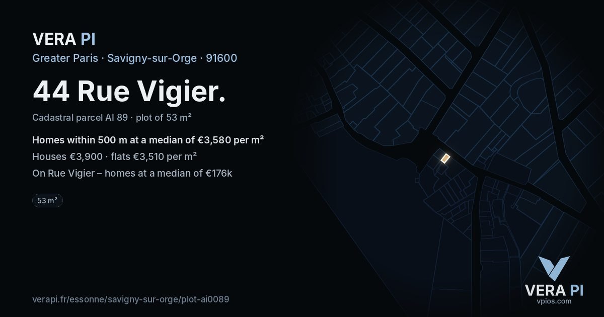44 Rue Vigier, Savigny-sur-Orge at night – the plot lit, the parcels around coloured by the prices near them