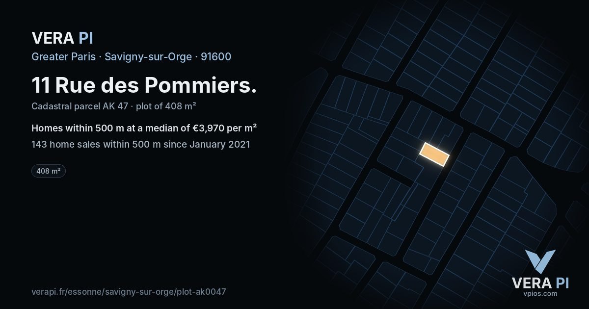 11 Rue des Pommiers, Savigny-sur-Orge at night – the plot lit, the parcels around coloured by the prices near them