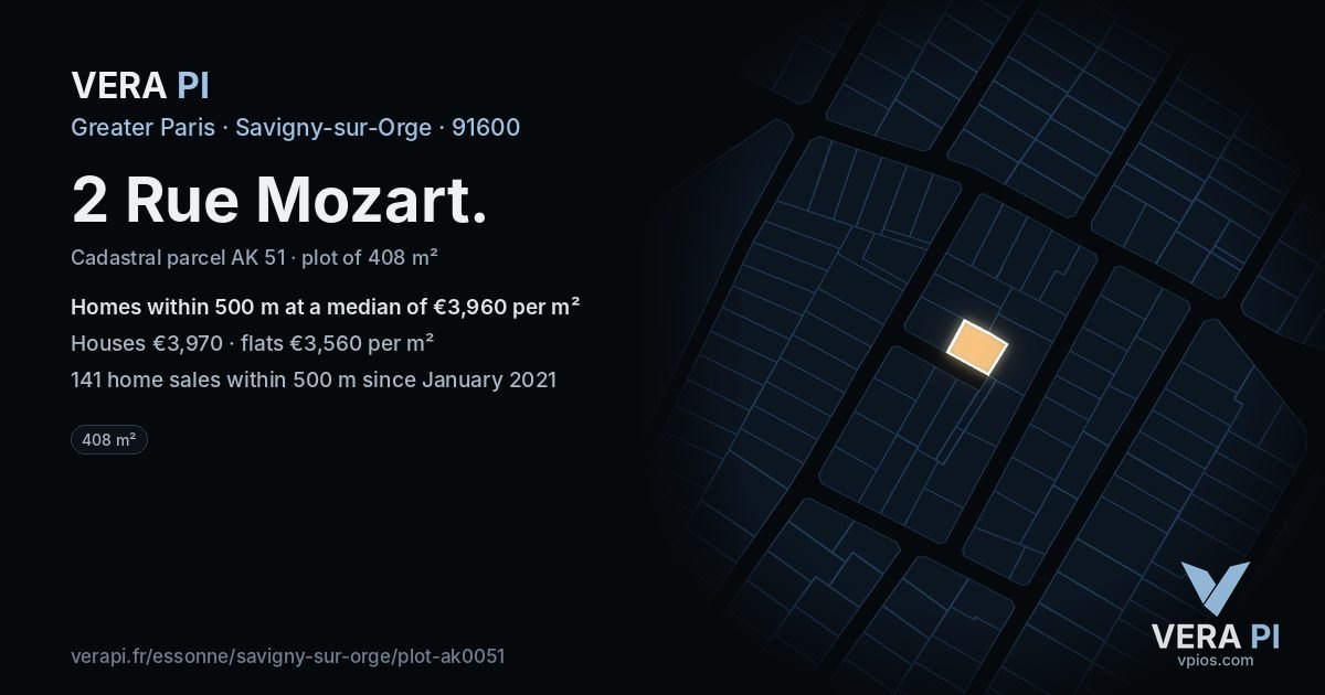 2 Rue Mozart, Savigny-sur-Orge at night – the plot lit, the parcels around coloured by the prices near them