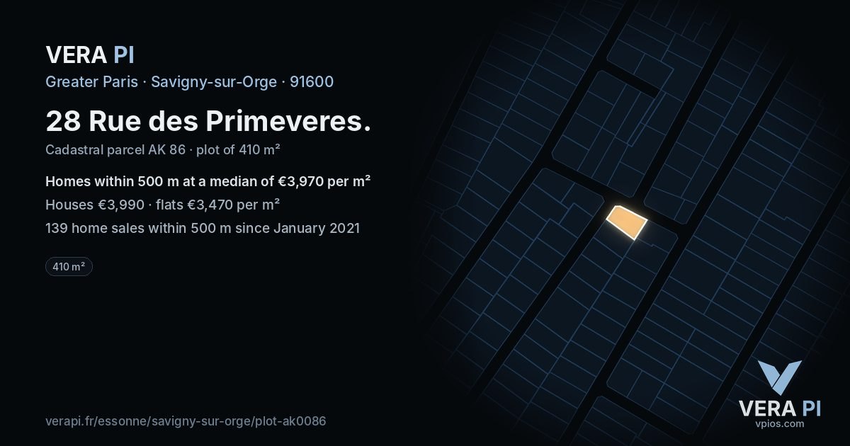 28 Rue des Primeveres, Savigny-sur-Orge at night – the plot lit, the parcels around coloured by the prices near them