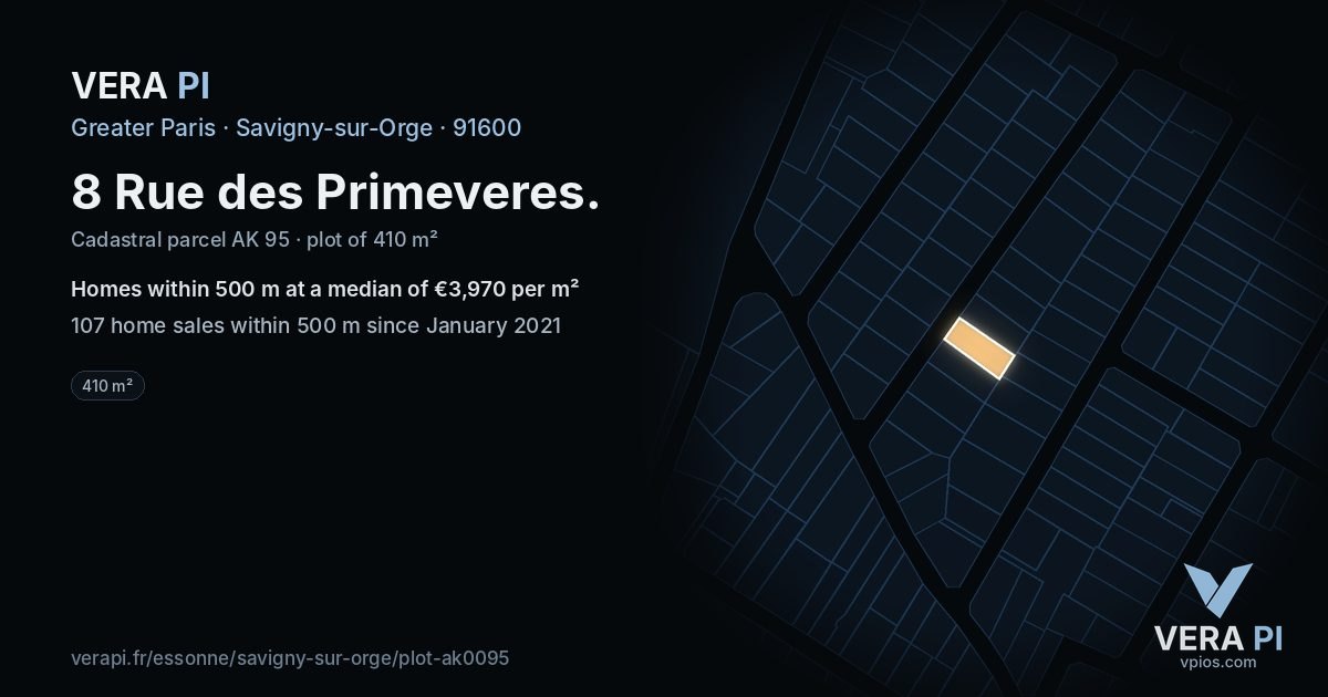 8 Rue des Primeveres, Savigny-sur-Orge at night – the plot lit, the parcels around coloured by the prices near them