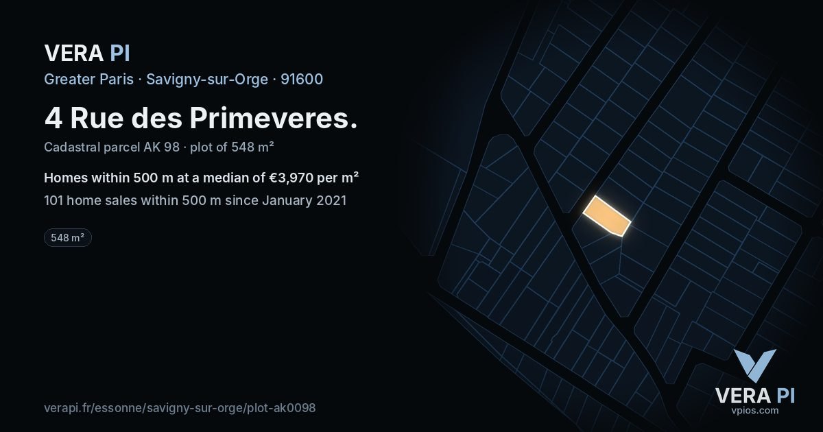 4 Rue des Primeveres, Savigny-sur-Orge at night – the plot lit, the parcels around coloured by the prices near them