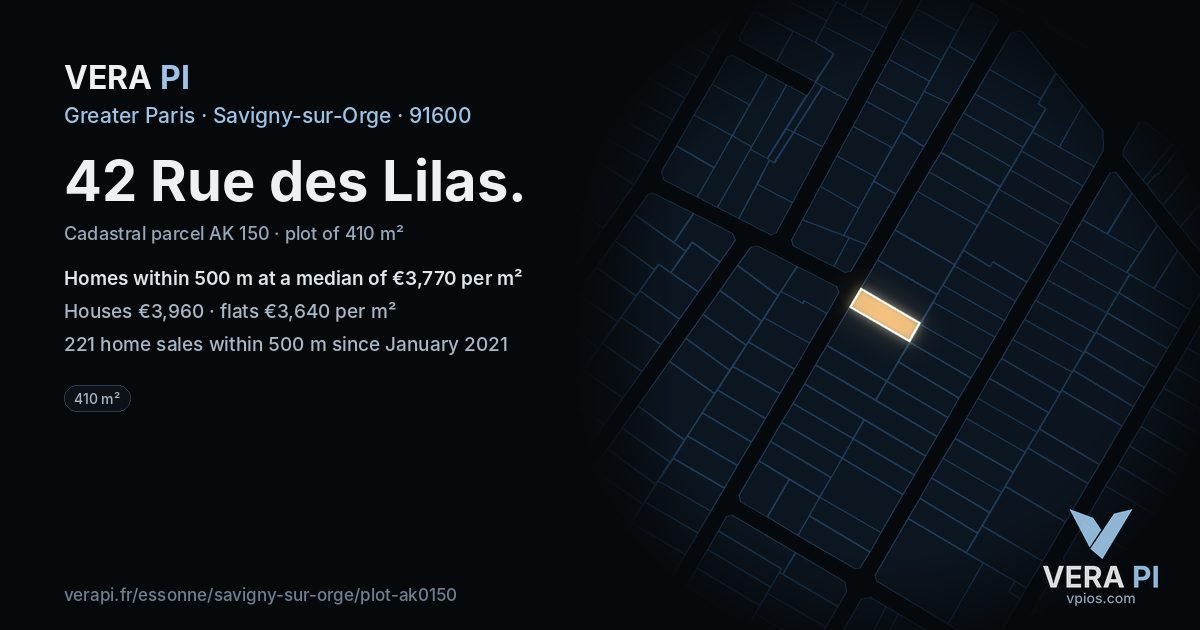 42 Rue des Lilas, Savigny-sur-Orge at night – the plot lit, the parcels around coloured by the prices near them