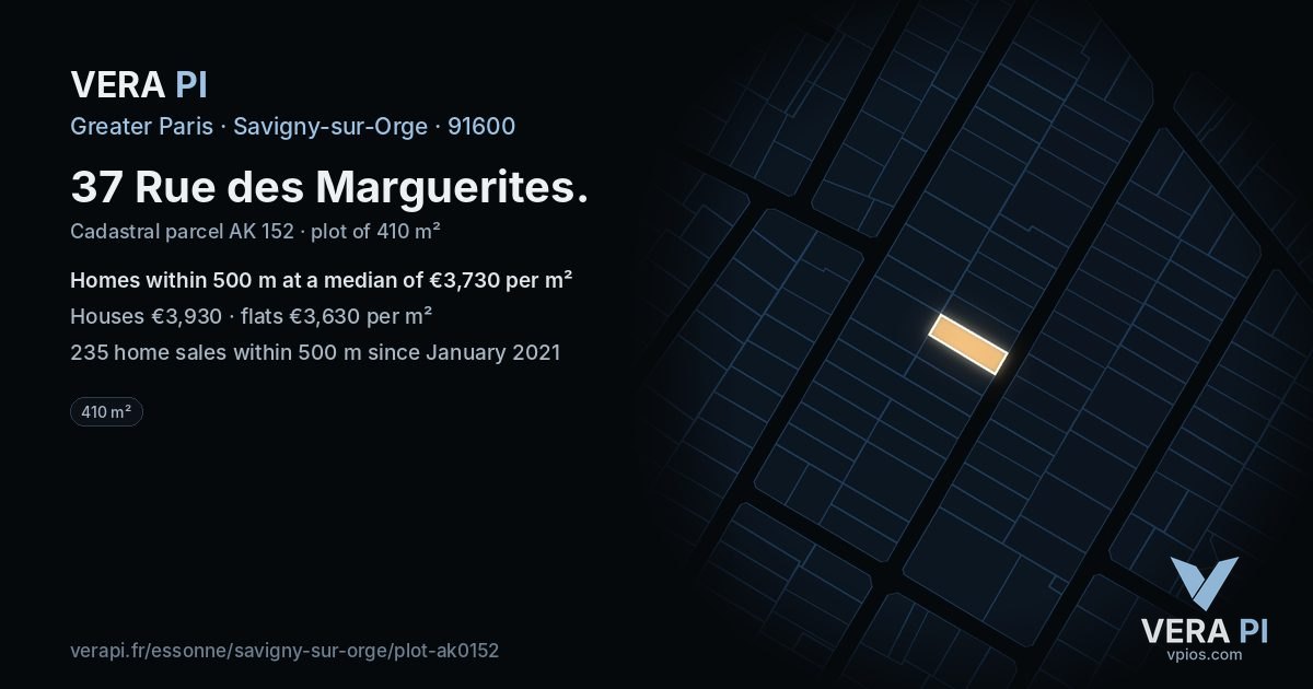 37 Rue des Marguerites, Savigny-sur-Orge at night – the plot lit, the parcels around coloured by the prices near them