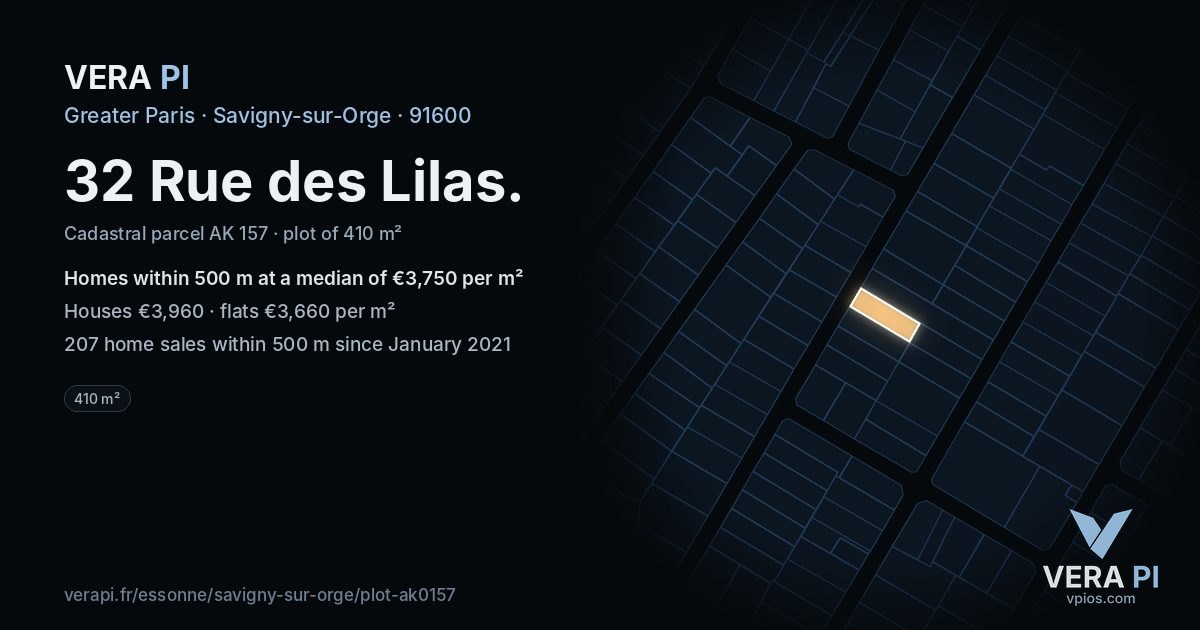 32 Rue des Lilas, Savigny-sur-Orge at night – the plot lit, the parcels around coloured by the prices near them