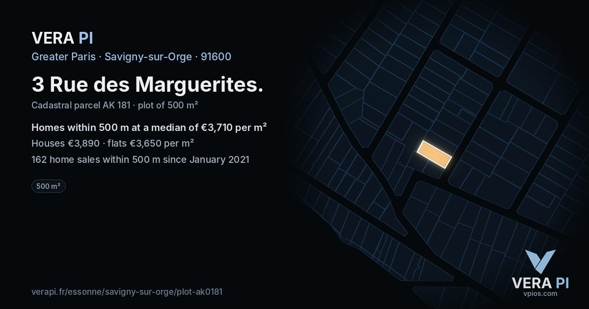 3 Rue des Marguerites, Savigny-sur-Orge at night – the plot lit, the parcels around coloured by the prices near them