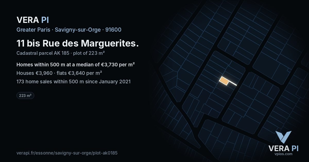 11 bis Rue des Marguerites, Savigny-sur-Orge at night – the plot lit, the parcels around coloured by the prices near them