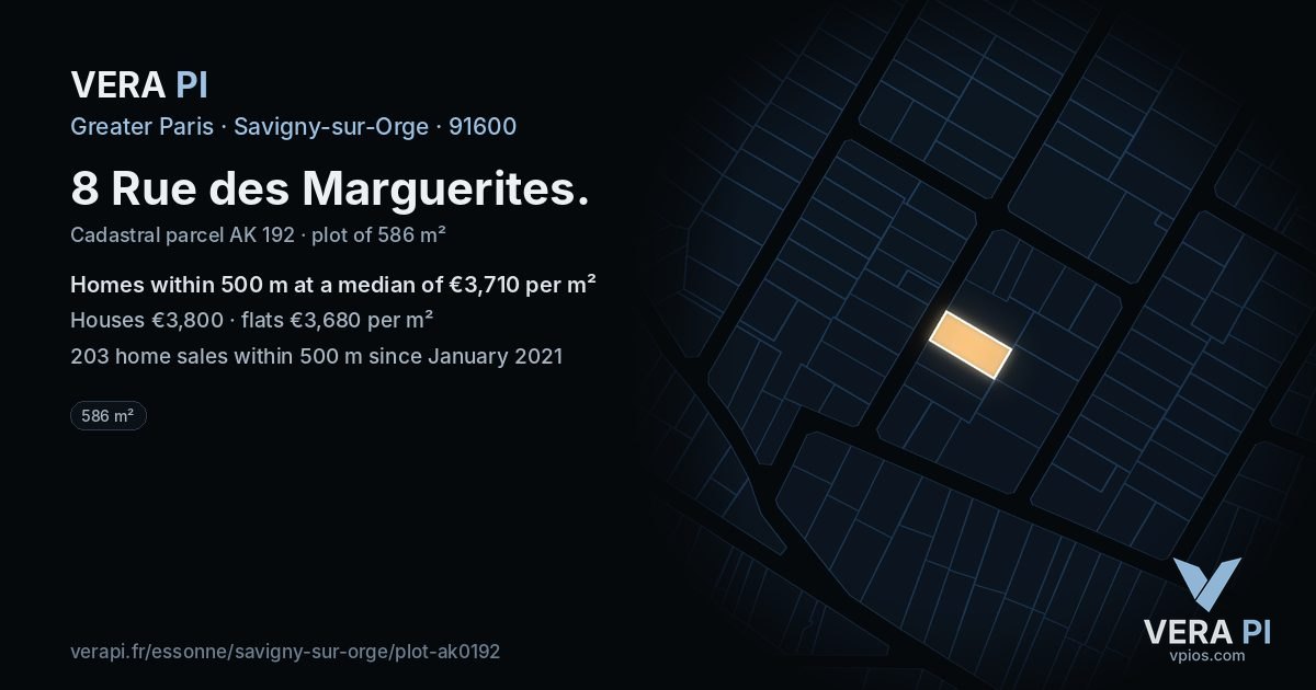 8 Rue des Marguerites, Savigny-sur-Orge at night – the plot lit, the parcels around coloured by the prices near them