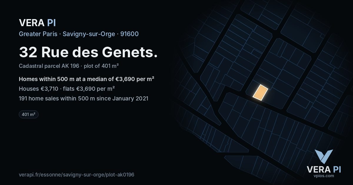 32 Rue des Genets, Savigny-sur-Orge at night – the plot lit, the parcels around coloured by the prices near them
