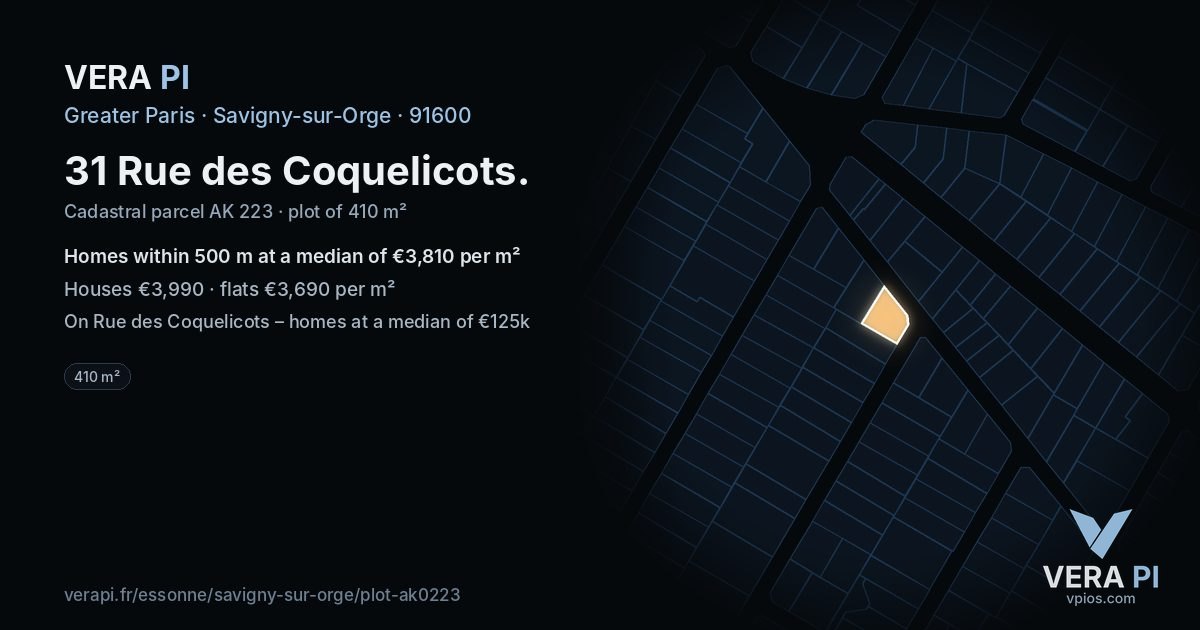 31 Rue des Coquelicots, Savigny-sur-Orge at night – the plot lit, the parcels around coloured by the prices near them
