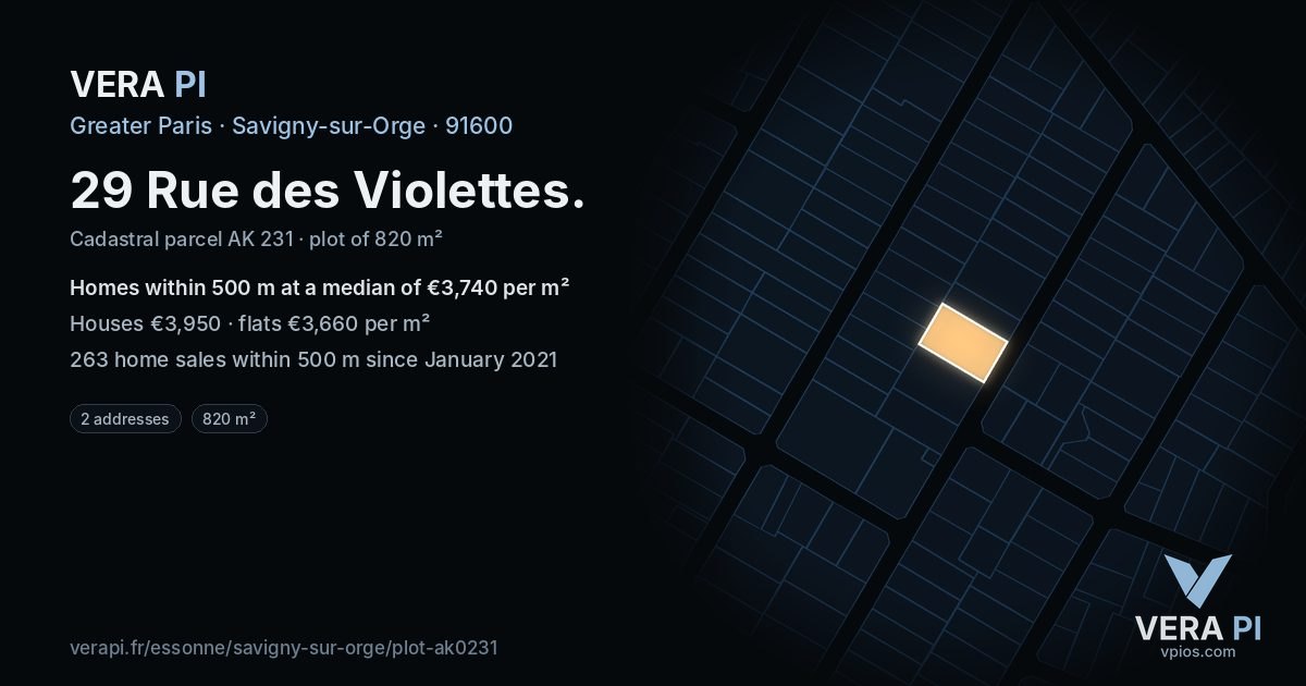 29 Rue des Violettes, Savigny-sur-Orge at night – the plot lit, the parcels around coloured by the prices near them