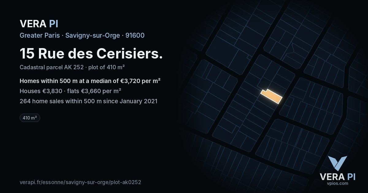 15 Rue des Cerisiers, Savigny-sur-Orge at night – the plot lit, the parcels around coloured by the prices near them