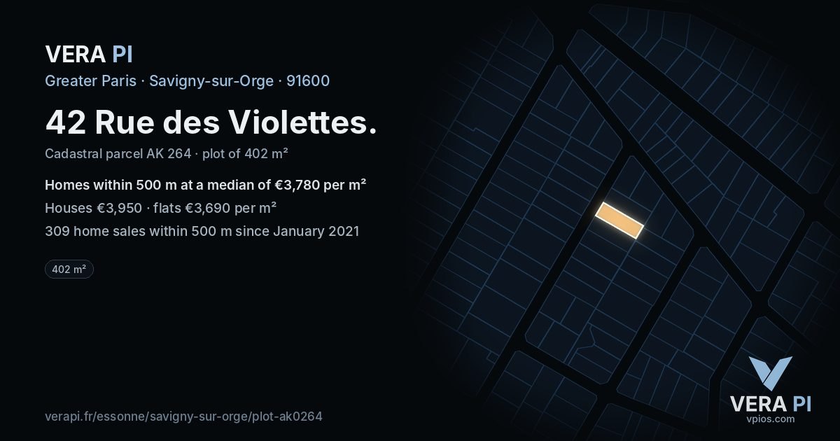 42 Rue des Violettes, Savigny-sur-Orge at night – the plot lit, the parcels around coloured by the prices near them