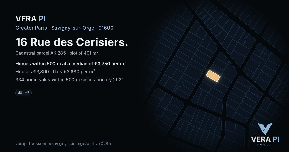 16 Rue des Cerisiers, Savigny-sur-Orge at night – the plot lit, the parcels around coloured by the prices near them