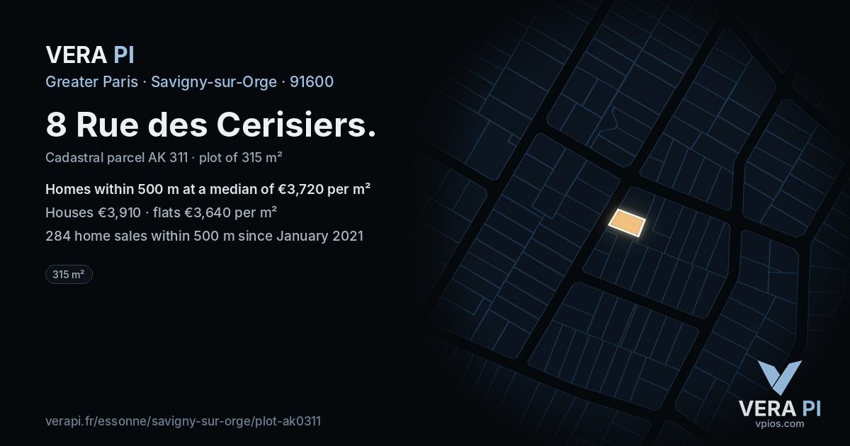 8 Rue des Cerisiers, Savigny-sur-Orge at night – the plot lit, the parcels around coloured by the prices near them