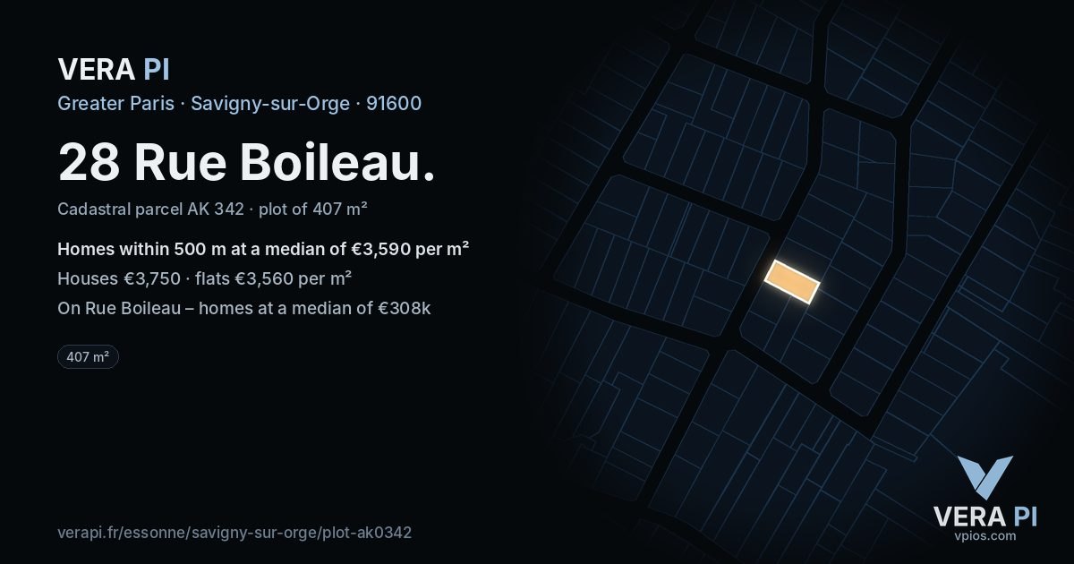 28 Rue Boileau, Savigny-sur-Orge at night – the plot lit, the parcels around coloured by the prices near them
