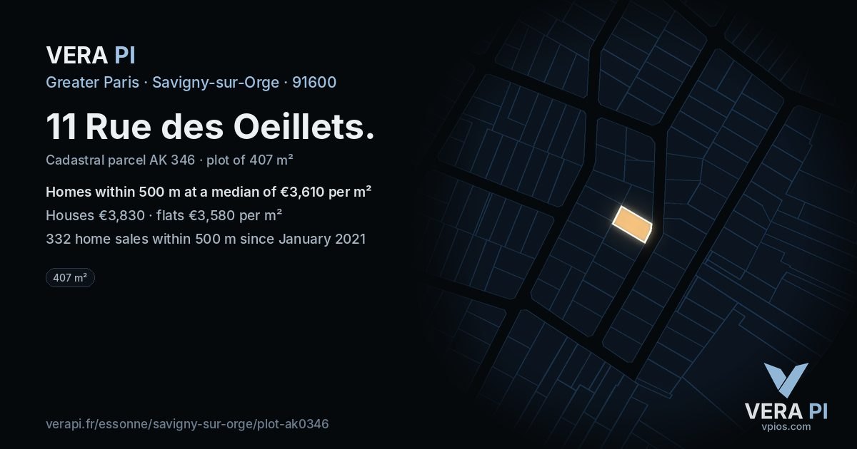 11 Rue des Oeillets, Savigny-sur-Orge at night – the plot lit, the parcels around coloured by the prices near them