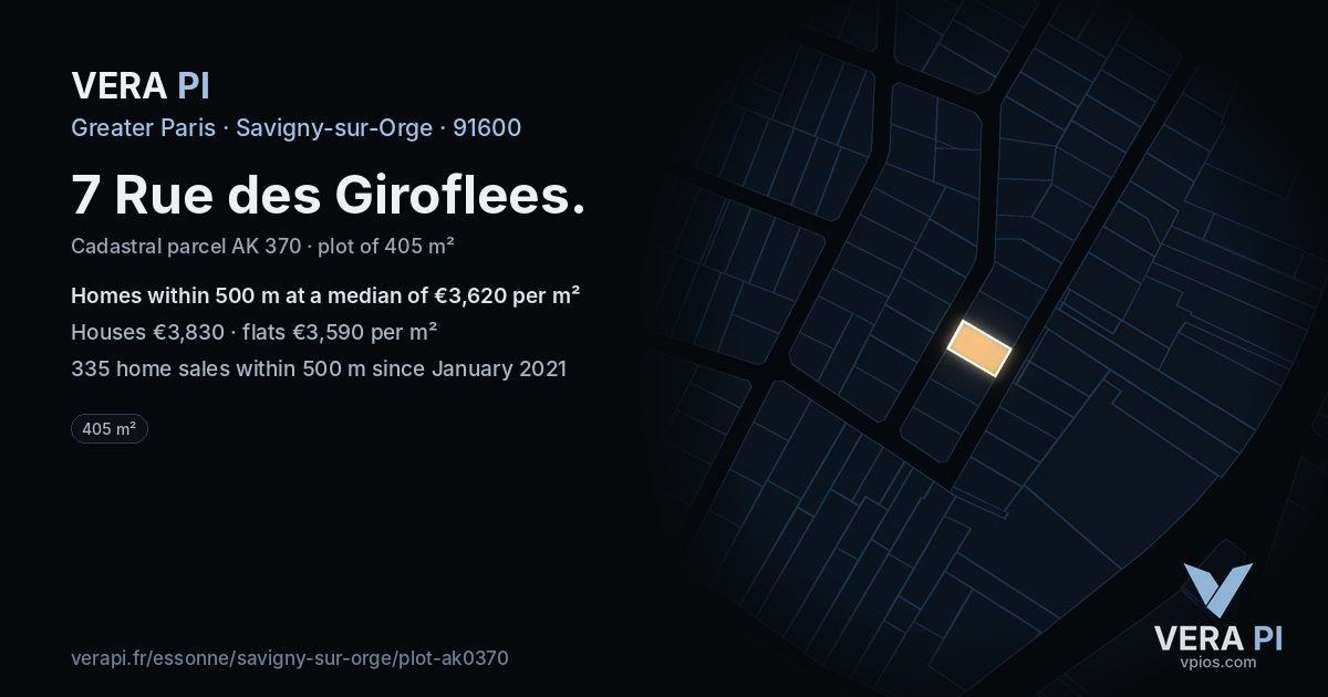 7 Rue des Giroflees, Savigny-sur-Orge at night – the plot lit, the parcels around coloured by the prices near them