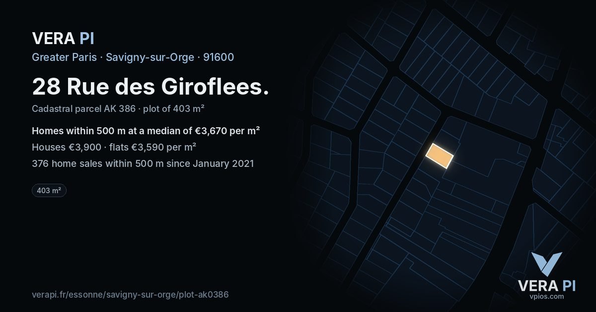 28 Rue des Giroflees, Savigny-sur-Orge at night – the plot lit, the parcels around coloured by the prices near them
