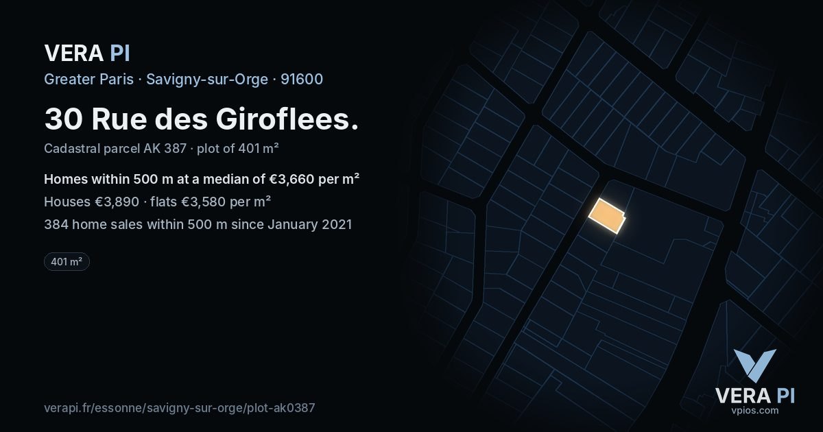 30 Rue des Giroflees, Savigny-sur-Orge at night – the plot lit, the parcels around coloured by the prices near them