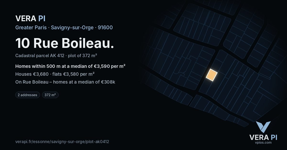 10 Rue Boileau, Savigny-sur-Orge at night – the plot lit, the parcels around coloured by the prices near them