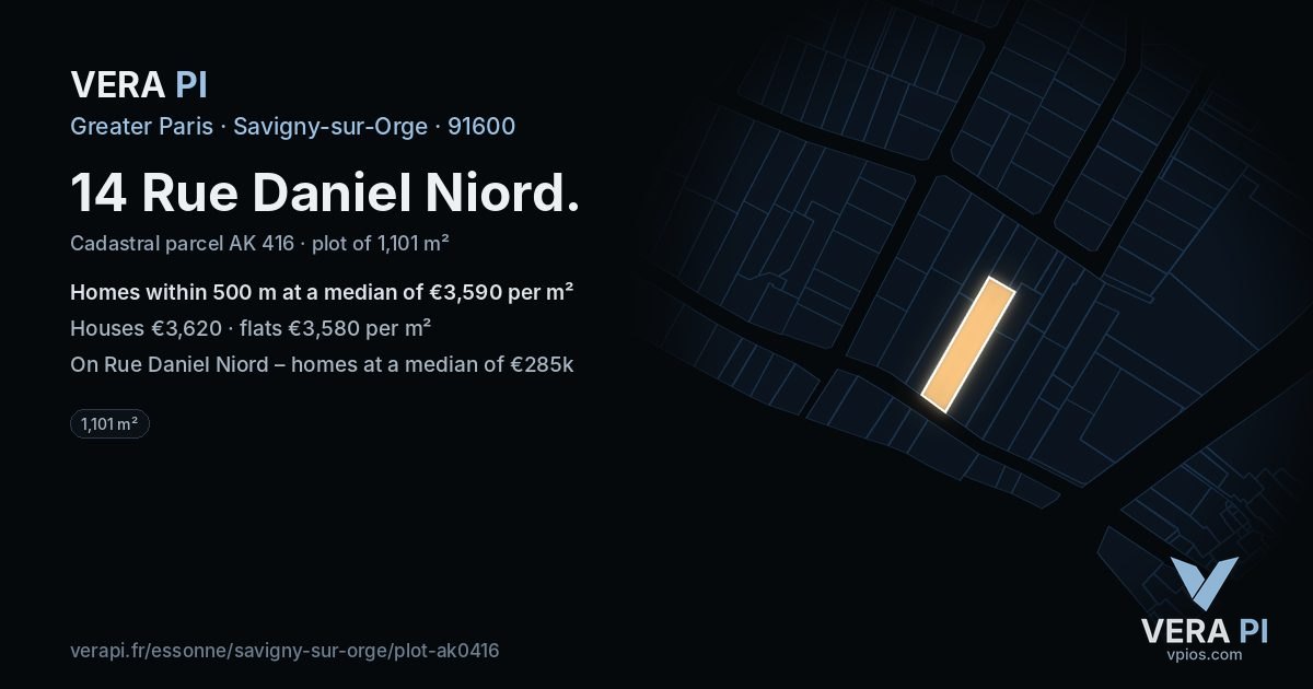 14 Rue Daniel Niord, Savigny-sur-Orge at night – the plot lit, the parcels around coloured by the prices near them