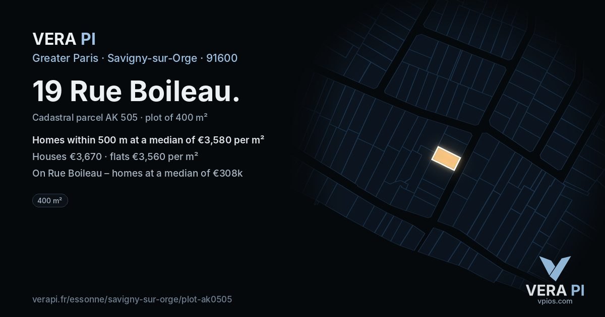 19 Rue Boileau, Savigny-sur-Orge at night – the plot lit, the parcels around coloured by the prices near them