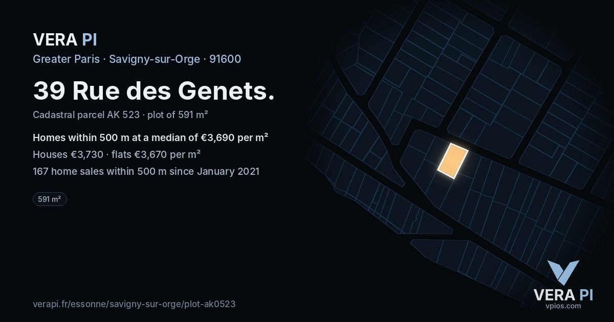 39 Rue des Genets, Savigny-sur-Orge at night – the plot lit, the parcels around coloured by the prices near them