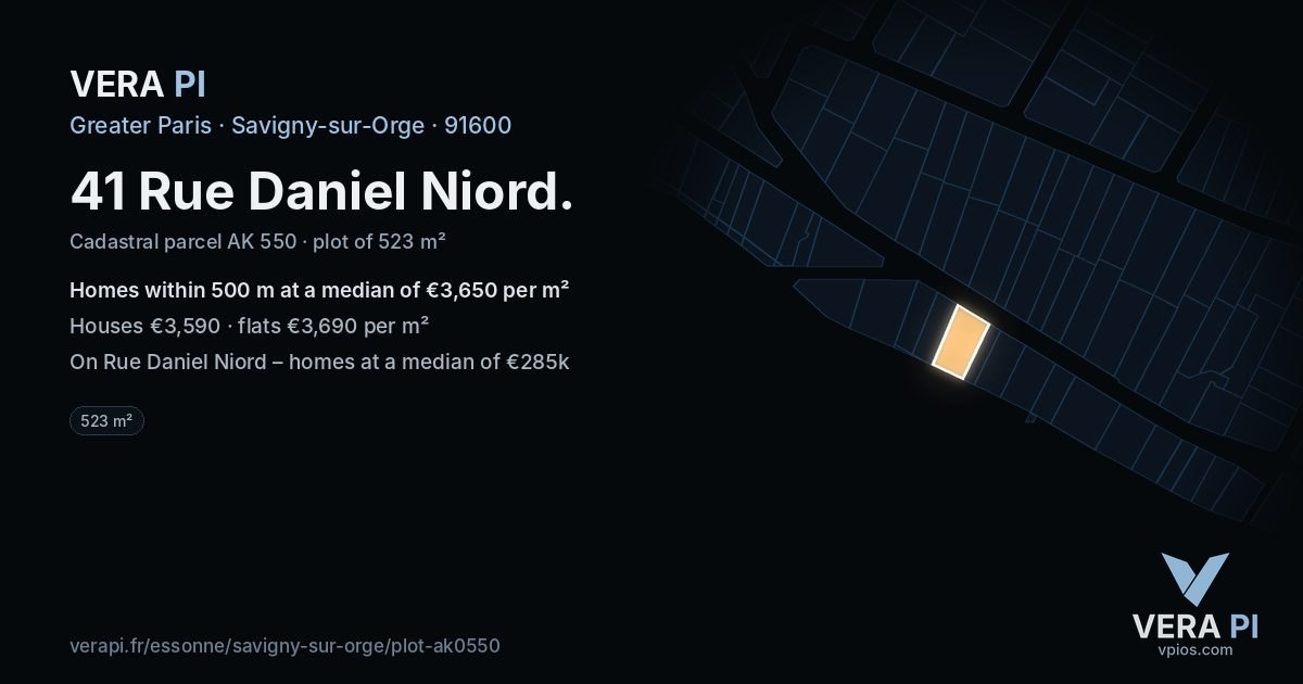 41 Rue Daniel Niord, Savigny-sur-Orge at night – the plot lit, the parcels around coloured by the prices near them
