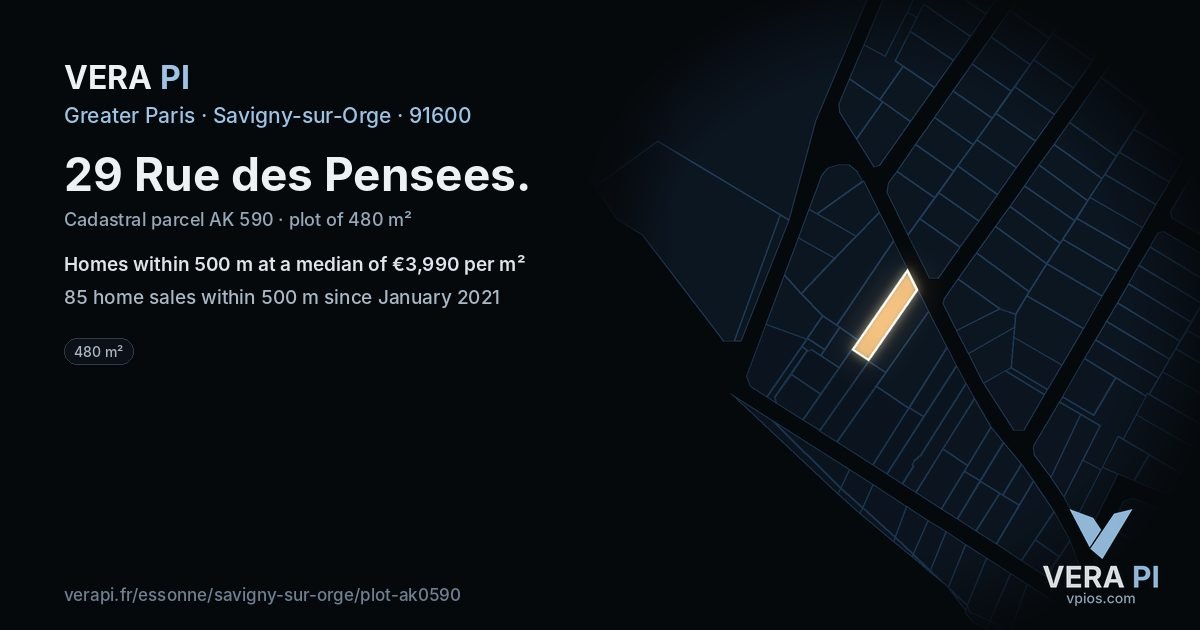29 Rue des Pensees, Savigny-sur-Orge at night – the plot lit, the parcels around coloured by the prices near them