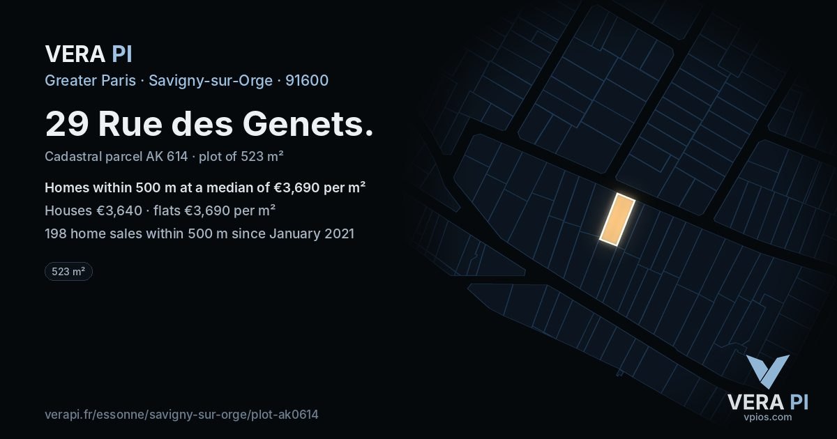 29 Rue des Genets, Savigny-sur-Orge at night – the plot lit, the parcels around coloured by the prices near them
