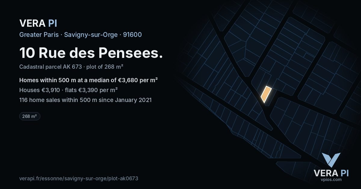 10 Rue des Pensees, Savigny-sur-Orge at night – the plot lit, the parcels around coloured by the prices near them