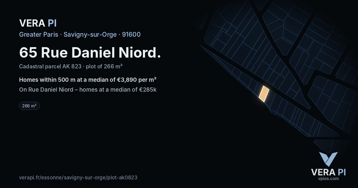 65 Rue Daniel Niord, Savigny-sur-Orge at night – the plot lit, the parcels around coloured by the prices near them