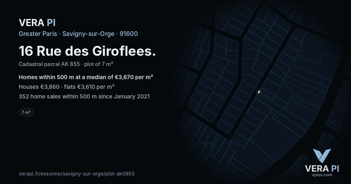 16 Rue des Giroflees, Savigny-sur-Orge at night – the plot lit, the parcels around coloured by the prices near them