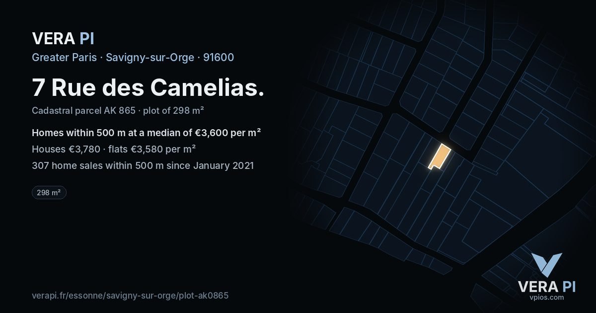7 Rue des Camelias, Savigny-sur-Orge at night – the plot lit, the parcels around coloured by the prices near them