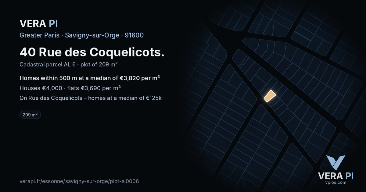 40 Rue des Coquelicots, Savigny-sur-Orge at night – the plot lit, the parcels around coloured by the prices near them