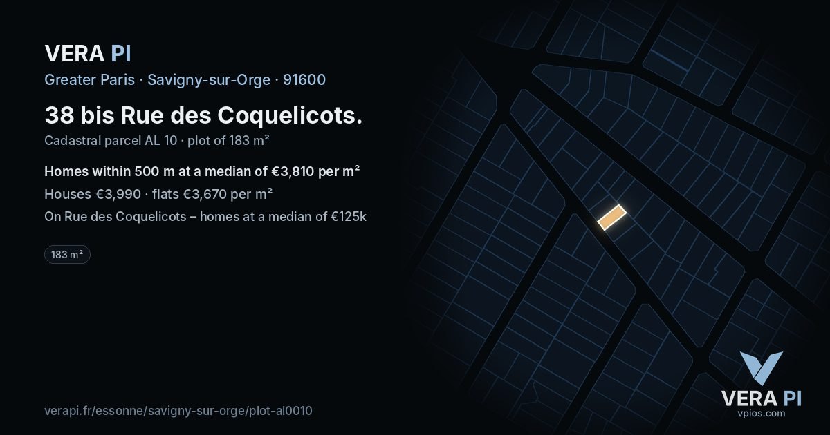 38 bis Rue des Coquelicots, Savigny-sur-Orge at night – the plot lit, the parcels around coloured by the prices near them