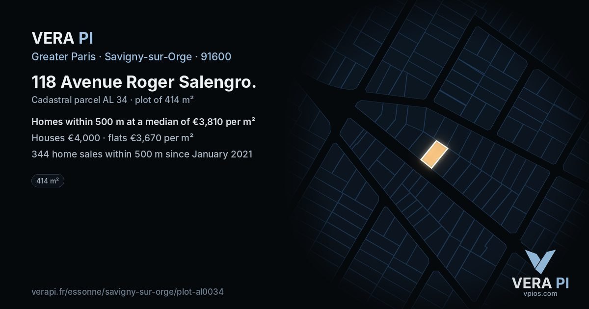 118 Avenue Roger Salengro, Savigny-sur-Orge at night – the plot lit, the parcels around coloured by the prices near them