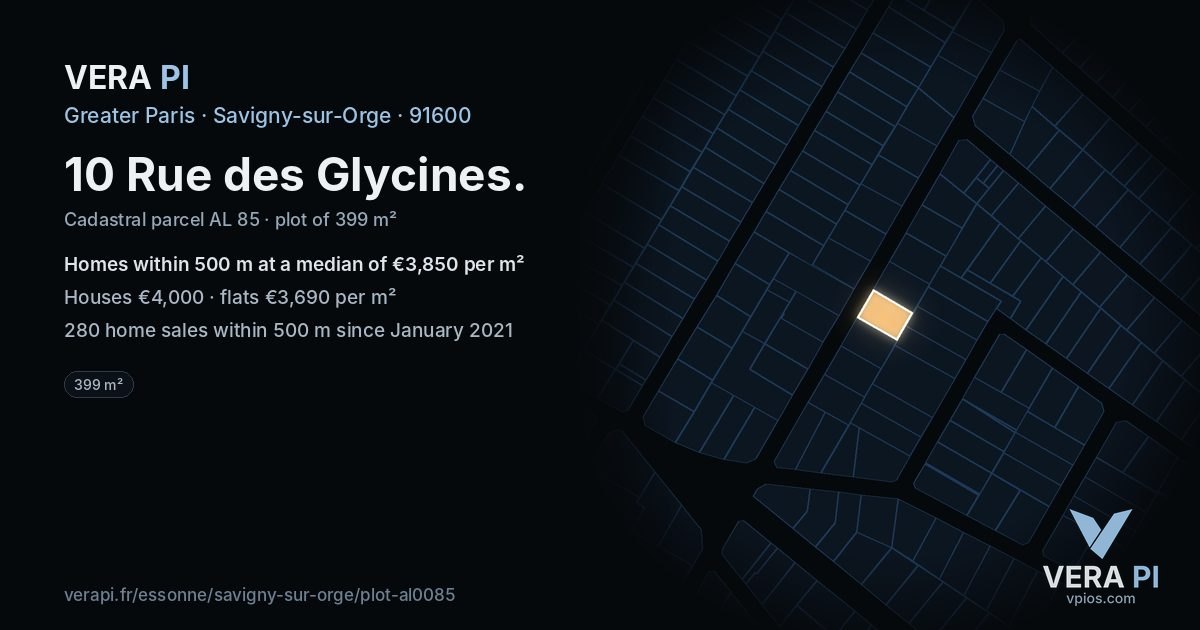10 Rue des Glycines, Savigny-sur-Orge at night – the plot lit, the parcels around coloured by the prices near them