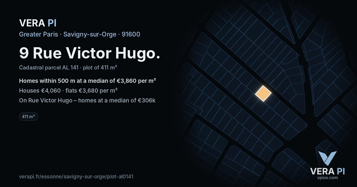9 Rue Victor Hugo, Savigny-sur-Orge at night – the plot lit, the parcels around coloured by the prices near them