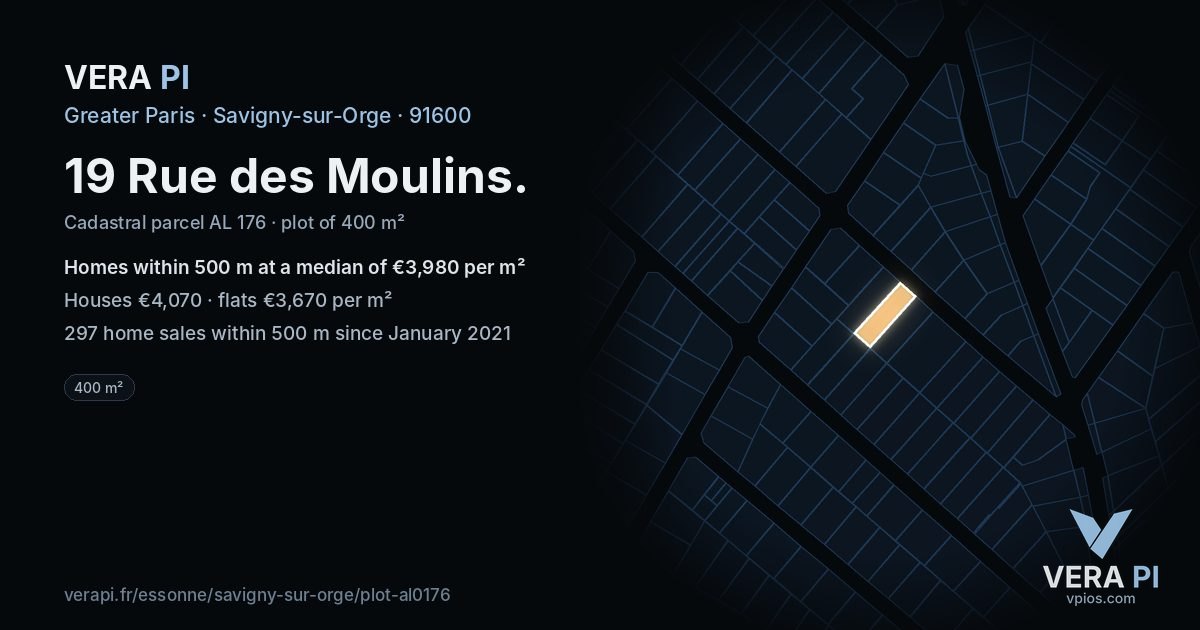 19 Rue des Moulins, Savigny-sur-Orge at night – the plot lit, the parcels around coloured by the prices near them