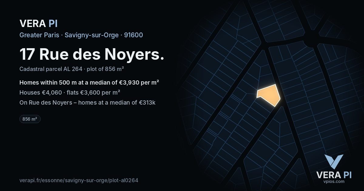 17 Rue des Noyers, Savigny-sur-Orge at night – the plot lit, the parcels around coloured by the prices near them