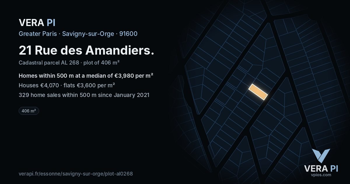 21 Rue des Amandiers, Savigny-sur-Orge at night – the plot lit, the parcels around coloured by the prices near them