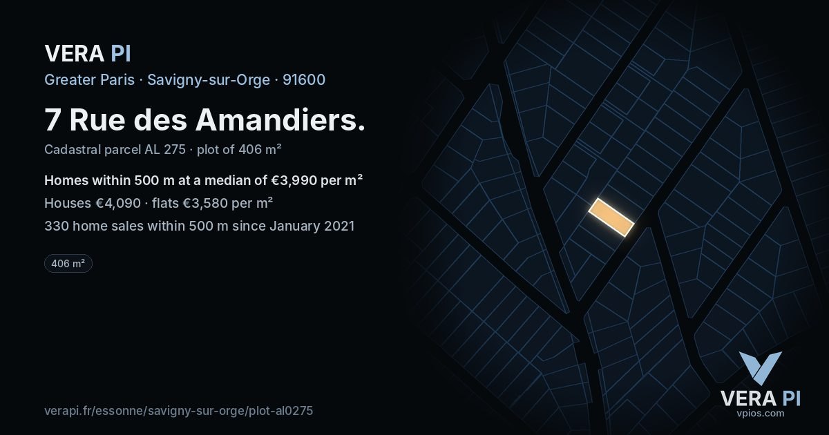 7 Rue des Amandiers, Savigny-sur-Orge at night – the plot lit, the parcels around coloured by the prices near them