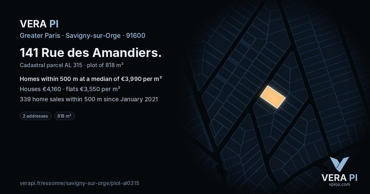 141 Rue des Amandiers, Savigny-sur-Orge at night – the plot lit, the parcels around coloured by the prices near them
