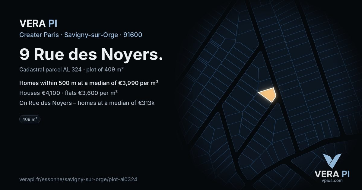 9 Rue des Noyers, Savigny-sur-Orge at night – the plot lit, the parcels around coloured by the prices near them